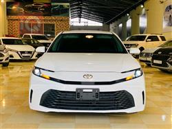 تۆیۆتا کامری